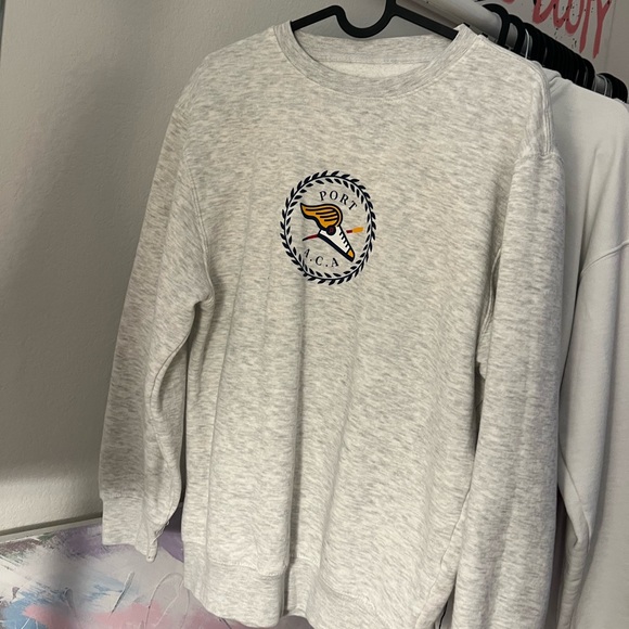 Crewneck - Picture 2 of 3